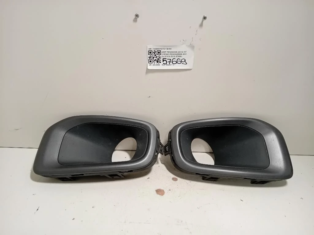KIT Cornici Fendinebbia ANT 735585015735585013 Jeep Renegade 2015