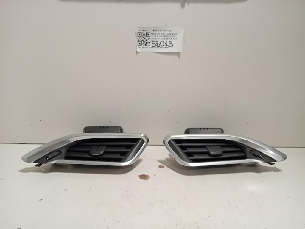KIT Griglie Condotto ARIA Cruscotto 96331317779673131677 Peugeot 2008 I 2016