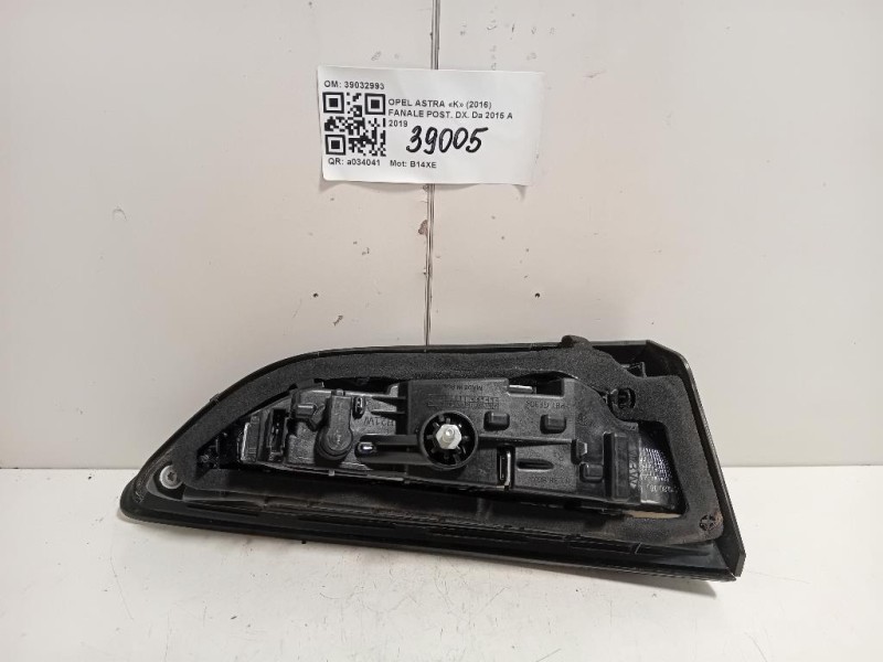 Fanale POST DX 39032993 Opel Astra K 2016
