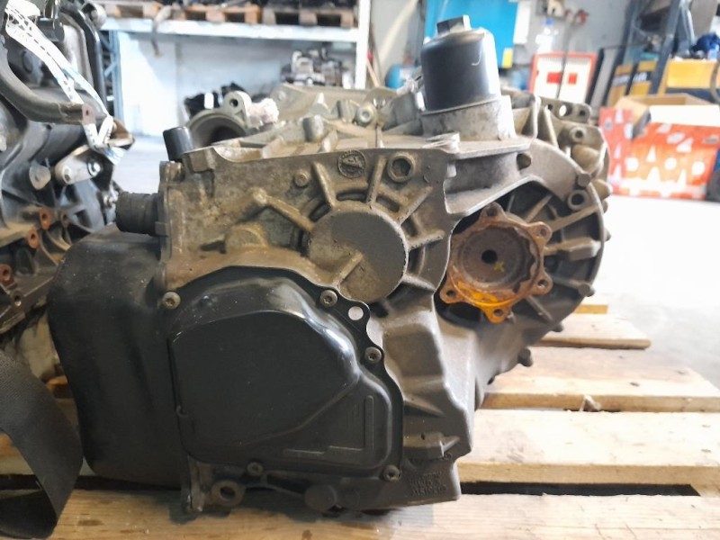 Cambio Revisionato CUN 02E301103J Volkswagen GOLF VII 2013