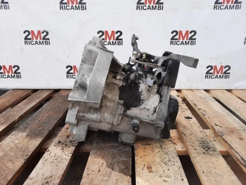 Cambio Revisionato 02T301103J Volkswagen POLO IV 2002