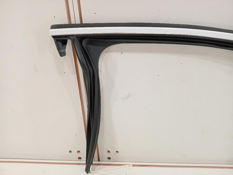 Canalina Guida Cristallo Porta LATO ANT ANT DX 96778938TV Peugeot 308 II 2017
