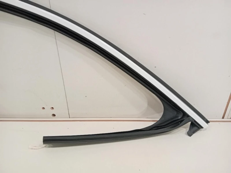 Canalina Guida Cristallo Porta LATO ANT ANT SX 96778949TV Peugeot 308 II 2017