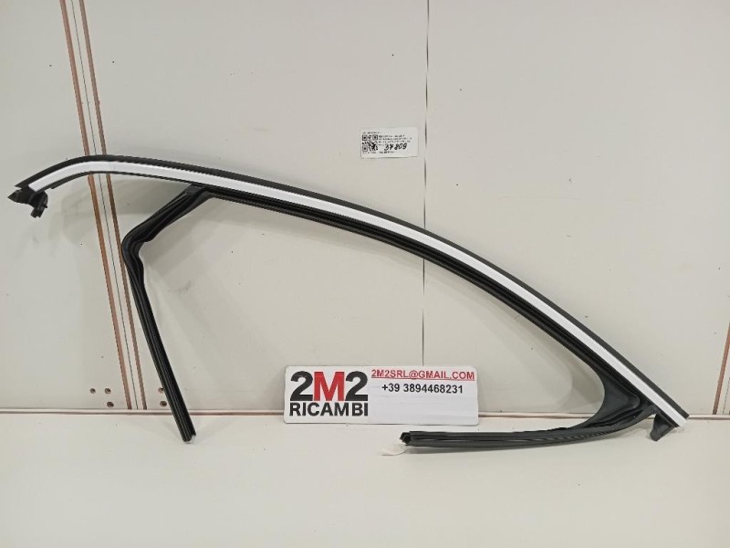 Canalina Guida Cristallo Porta LATO ANT ANT SX 96778949TV Peugeot 308 II 2017
