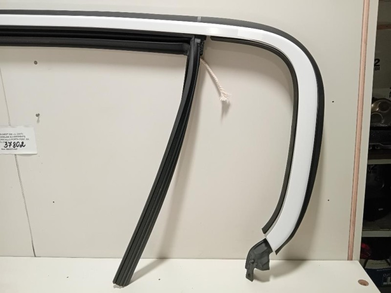 Canalina Scorrimento Cristallo Porta POST SX 96778881TV Peugeot 308 II 2017