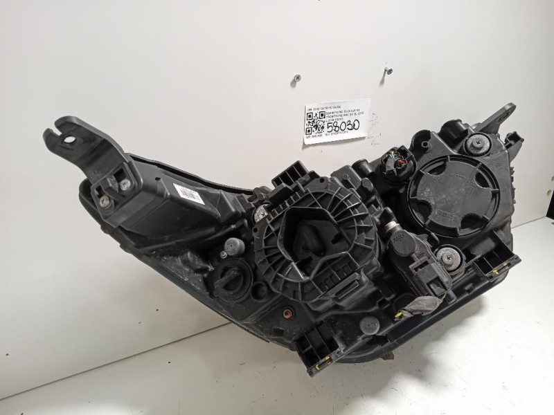 Proiettore ANT SX 8310135700 Ssangyong Tivoli 2015