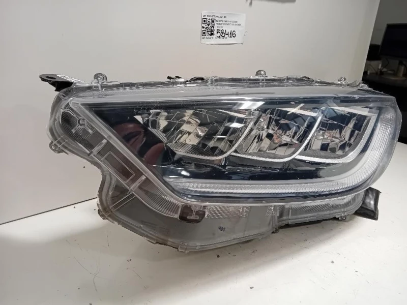 Proiettore ANT SX PROIETTORE ANT SX Toyota Yaris V 2024