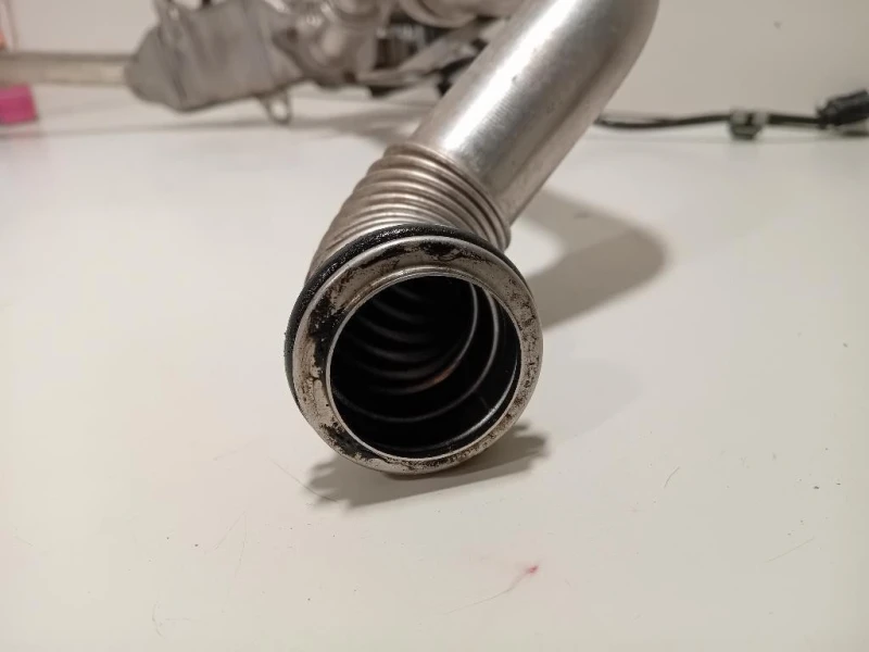 Radiatore EGR 21840B0 Bmw Serie 5 G30 Berlina 2016