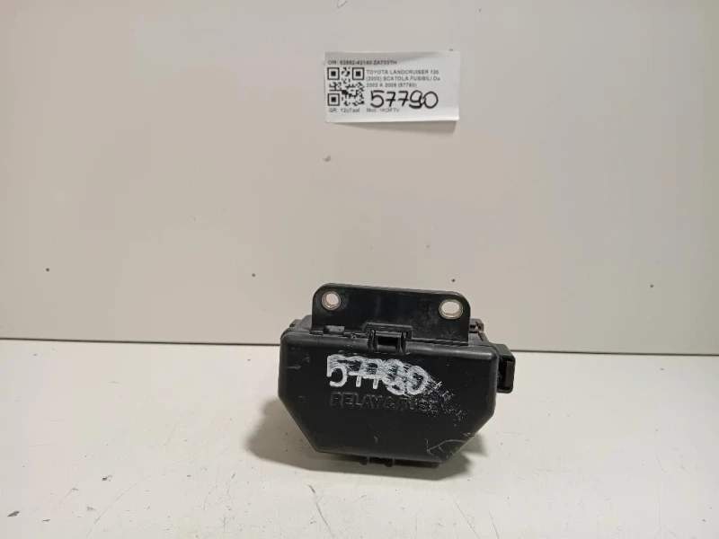 Scatola Fusibili 82662-42140 Toyota Landcruiser 120 2003