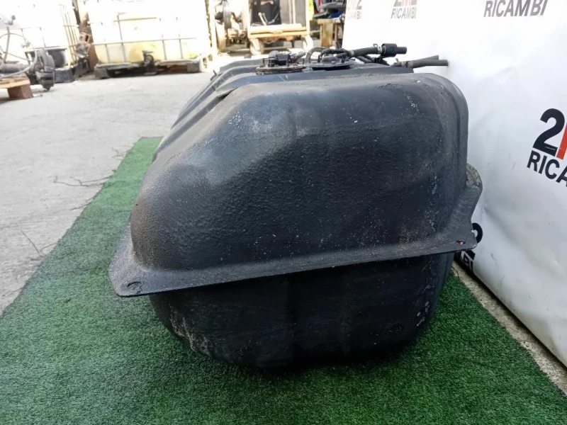 Serbatoio Carburante SERBATOIO CARBURANTE Toyota Landcruiser 120 2003