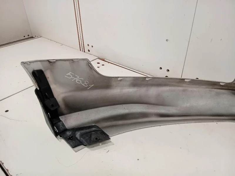 Spoiler Centrale Paraurti ANT C1BJ-17B875-AD Ford Fiesta VI 2012