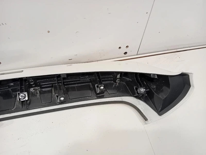 Spoiler Frangivento POST 76085-42130 Toyota RAV 4 IV 2016