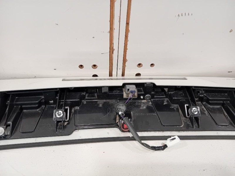 Spoiler Frangivento POST 76085-42130 Toyota RAV 4 IV 2016