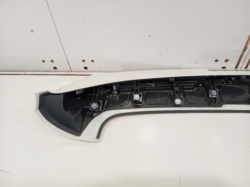 Spoiler Frangivento POST 76085-42130 Toyota RAV 4 IV 2016