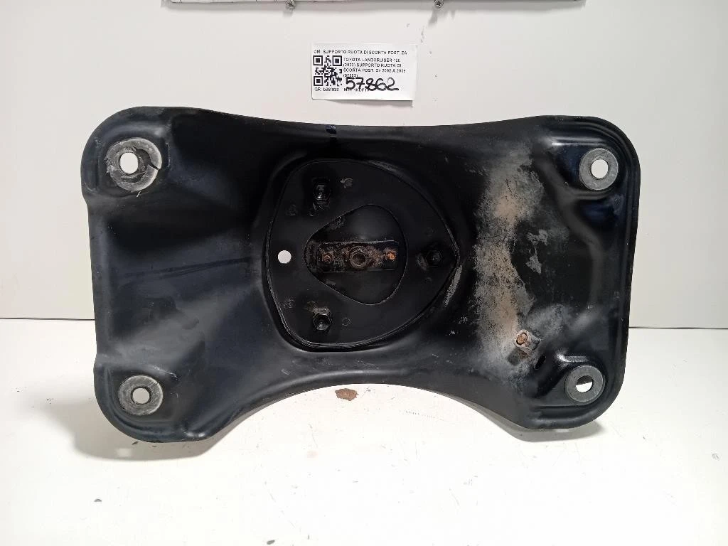 Supporto Ruota DI Scorta POST SUPPORTO RUOTA DI SCORTA POST Toyota Landcruiser 120 2003