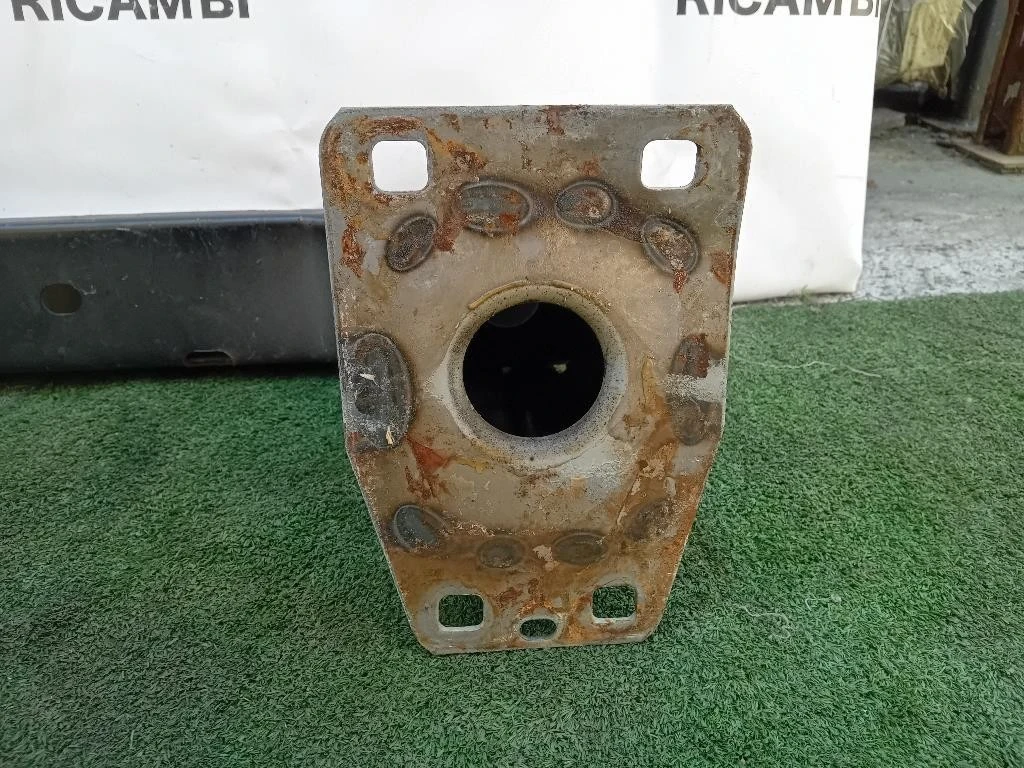 Traversa Paraurti ANT 6H5217F021-AD Land Rover Freelander II 2011