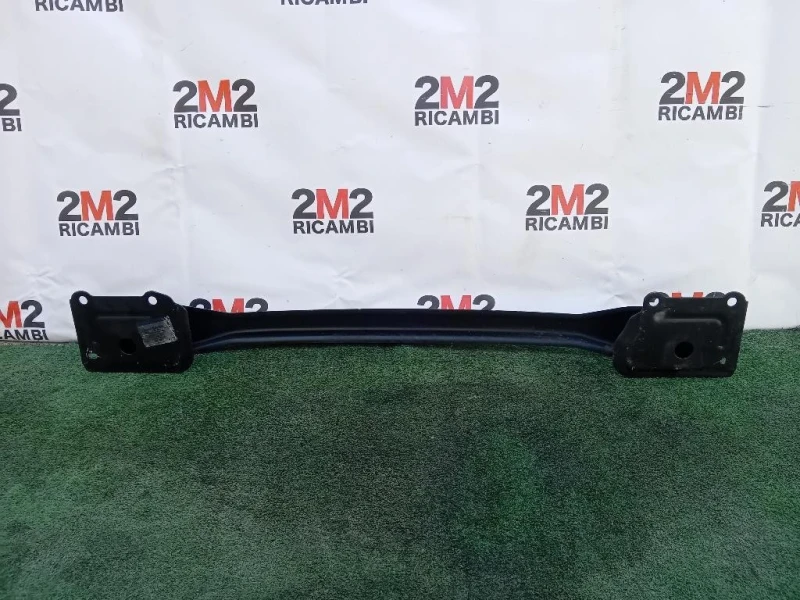 Traversa Paraurti POST 8V5117912BJ Ford Fiesta VI 2012