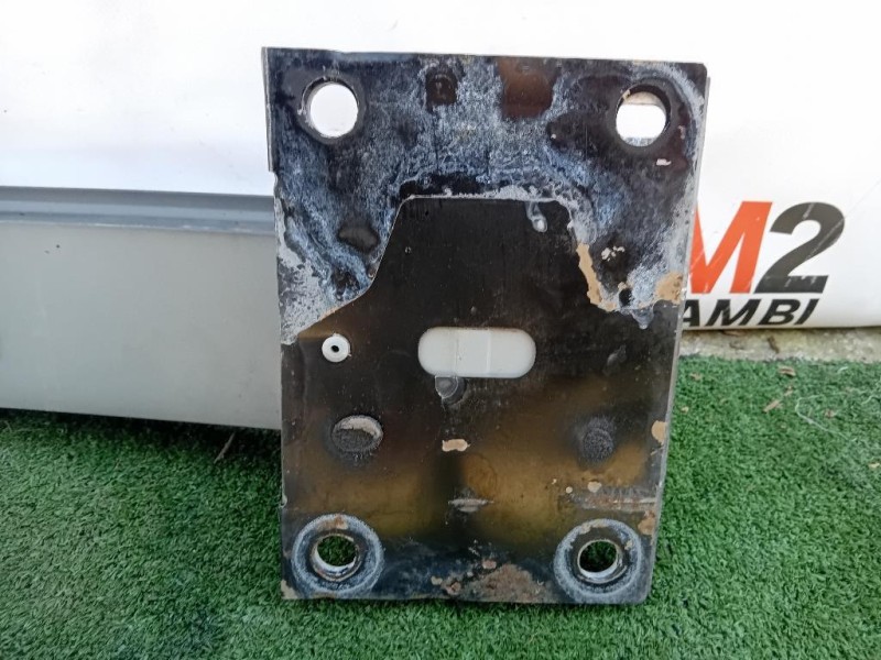 Traversa Paraurti POST NA1J50260 Mazda MX5 IV 2015
