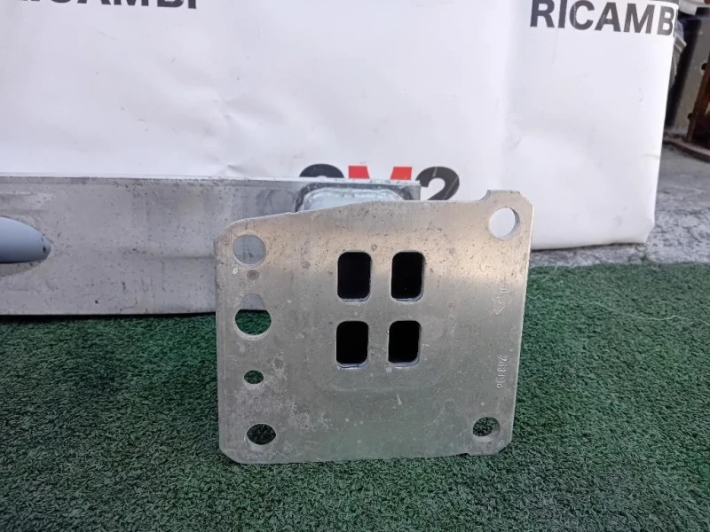 Traversa Paraurti POST 9808286980 Opel Vivaro C 2019