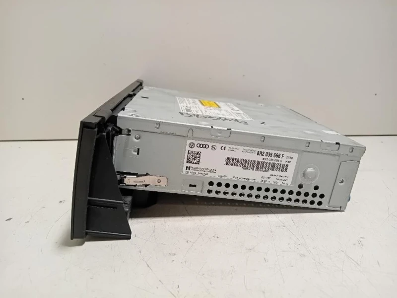 Unità Autoradio 8R2035666F Audi A4 8K5 Avant 2012