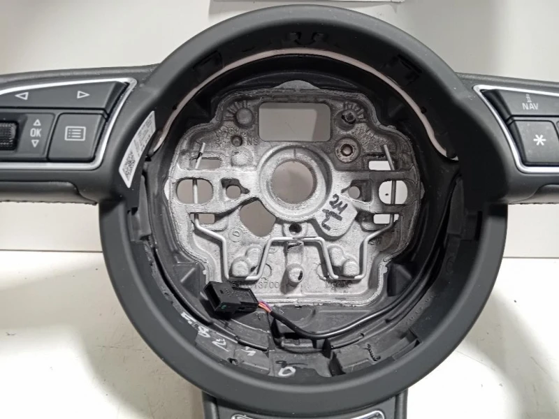 Volante 611013700 Audi A1 8X1 2010