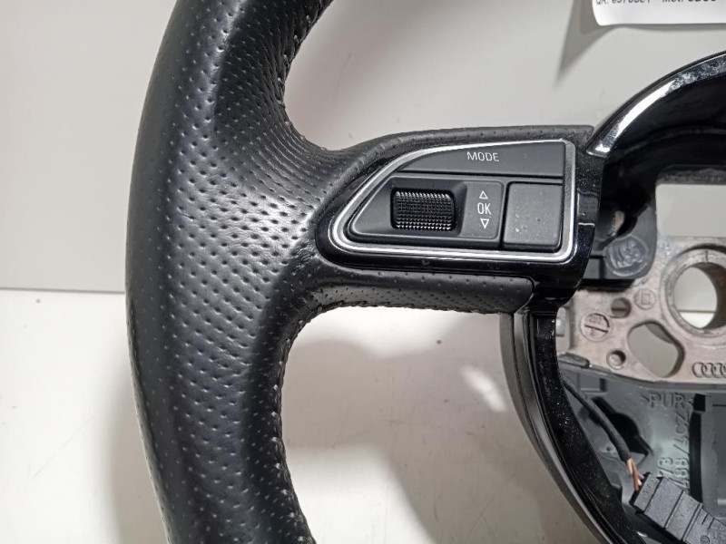Volante 8K0419091CB Audi A4 8K5 Avant 2012