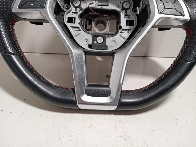 Volante A1724601803 Mercedes Classe A W176 2013