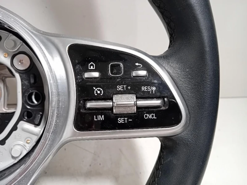 Volante A0040053699 Mercedes Classe A W177 2018