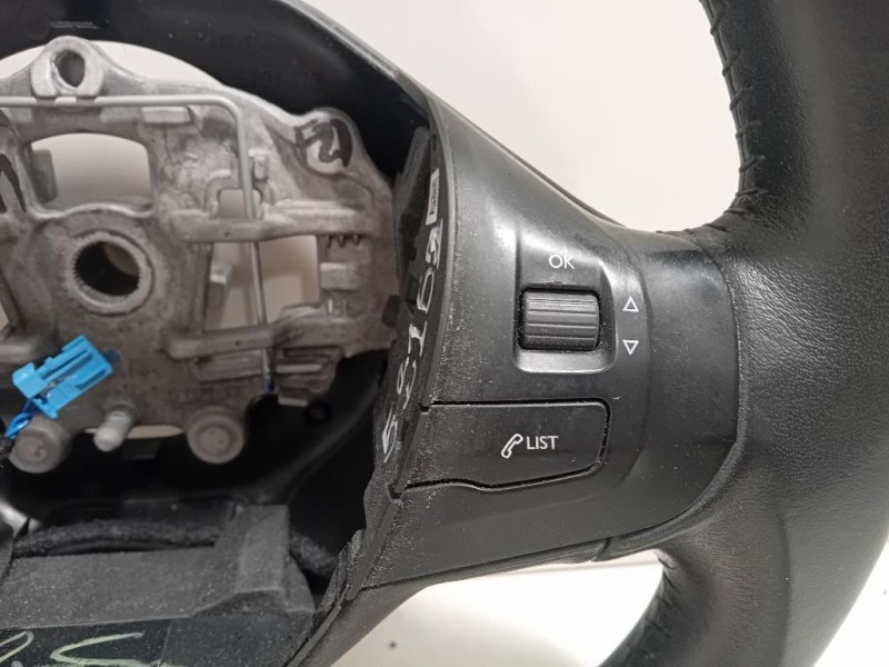 Volante 98084115ZD Peugeot 2008 I 2016