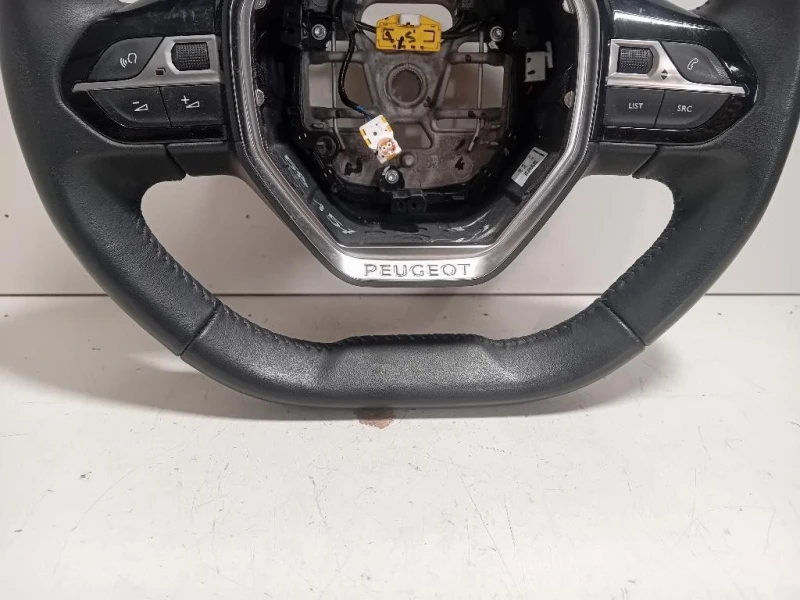 Volante 98255044ZD Peugeot 2008 II 2020
