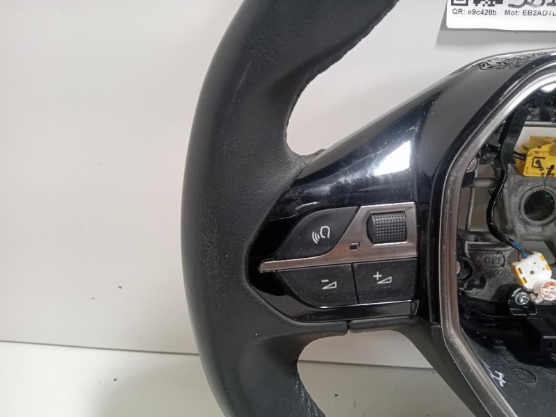 Volante 98255044ZD Peugeot 2008 II 2020