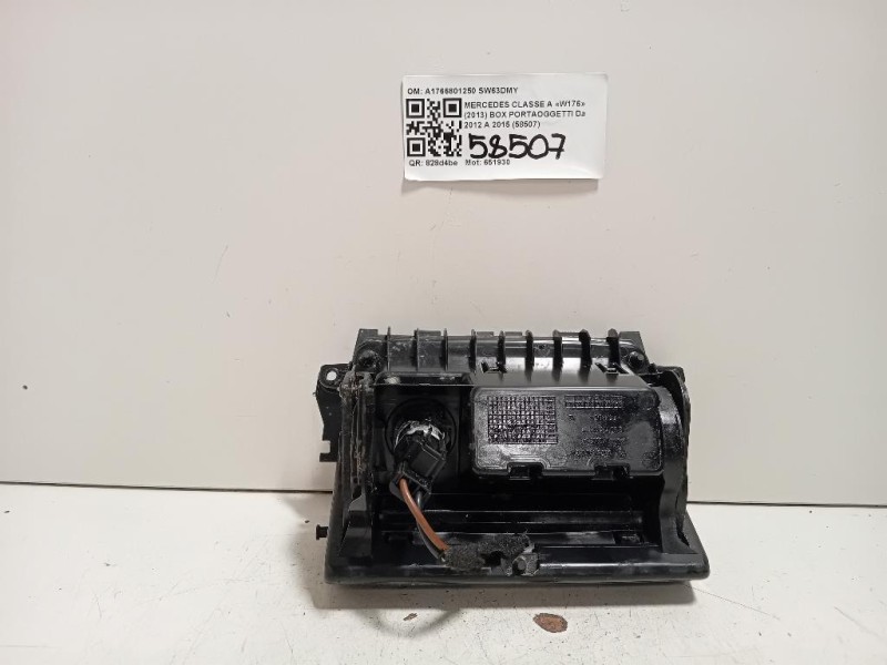 BOX Portaoggetti A1766801250 Mercedes Classe A W176 2013