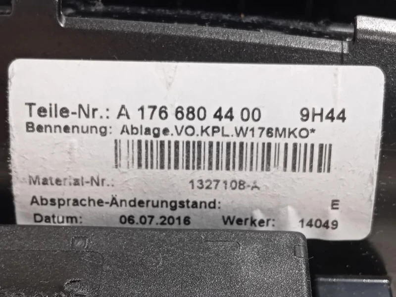 BOX Portaoggetti A1766804400 Mercedes Classe A W176 2015