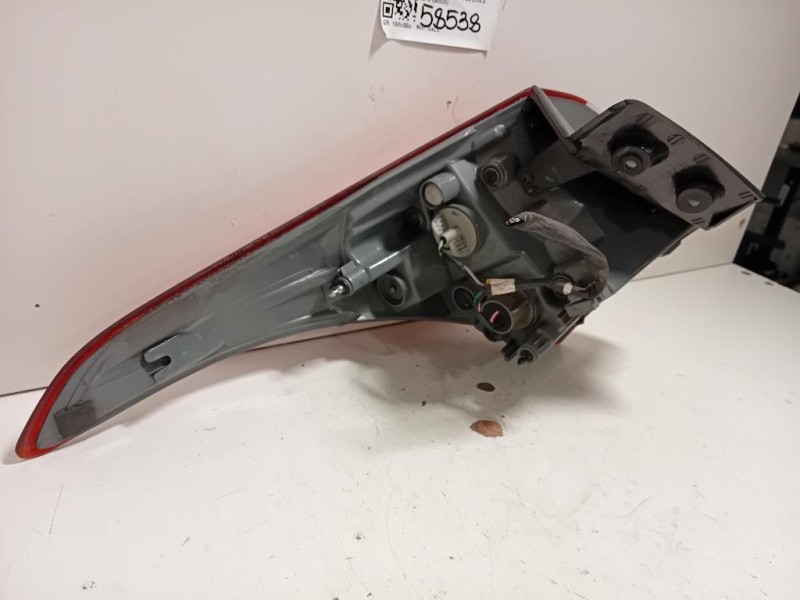 Fanale POST DX 92402-A50 Hyundai I30 II 2015