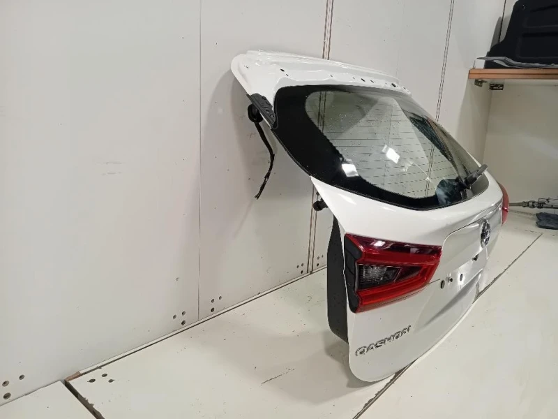 Portello POST K0100HV0MA Nissan Qashqai II 2017