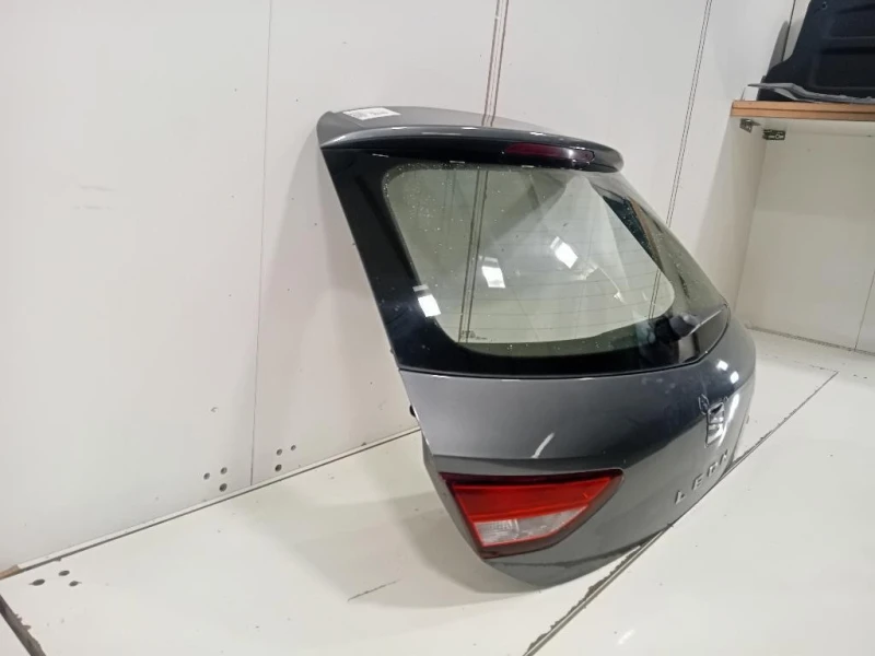 Portello POST 5F4827024 Seat LEON 5F1 2013