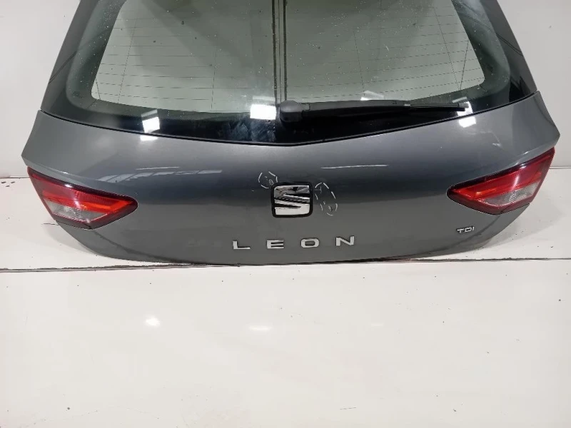 Portello POST 5F4827024 Seat LEON 5F1 2013