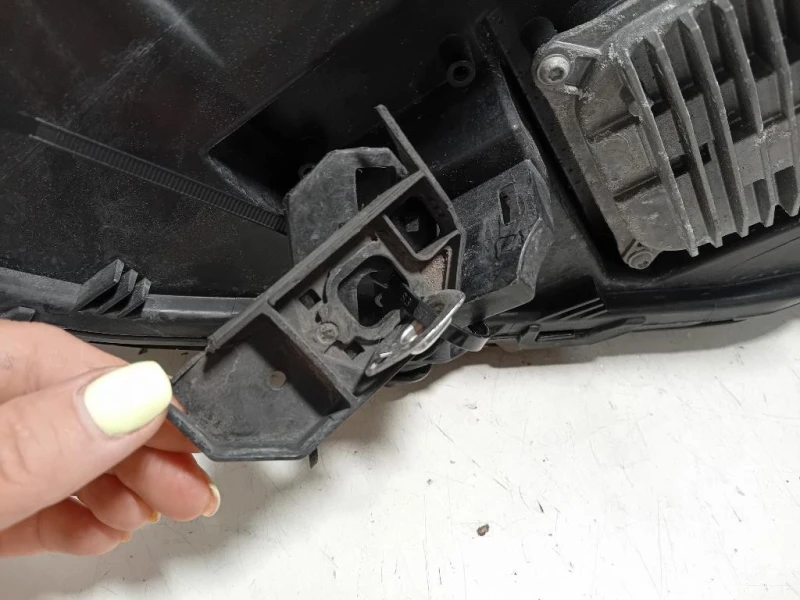 Proiettore ANT DX A1769069200 Mercedes Classe A W176 2015