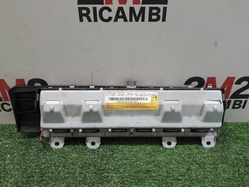 Air-bag Ginocchia SX 17686004029 Mercedes Classe A W176 2013