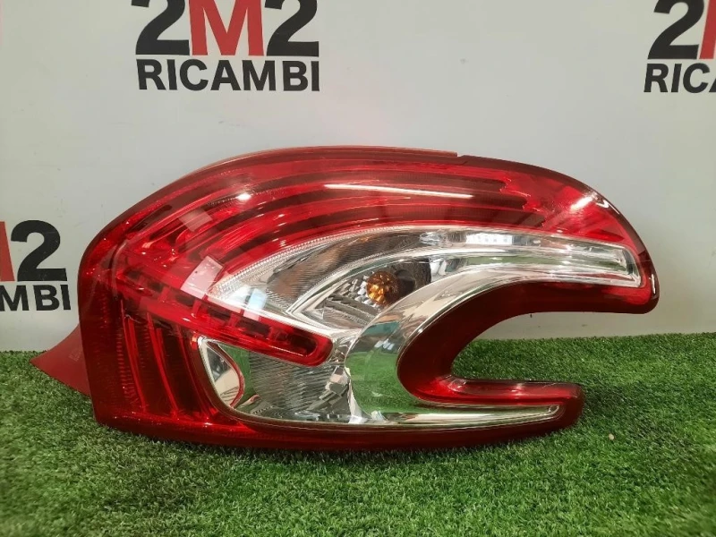 Fanale POST DX 9672628380 DX Peugeot 208 I 2012