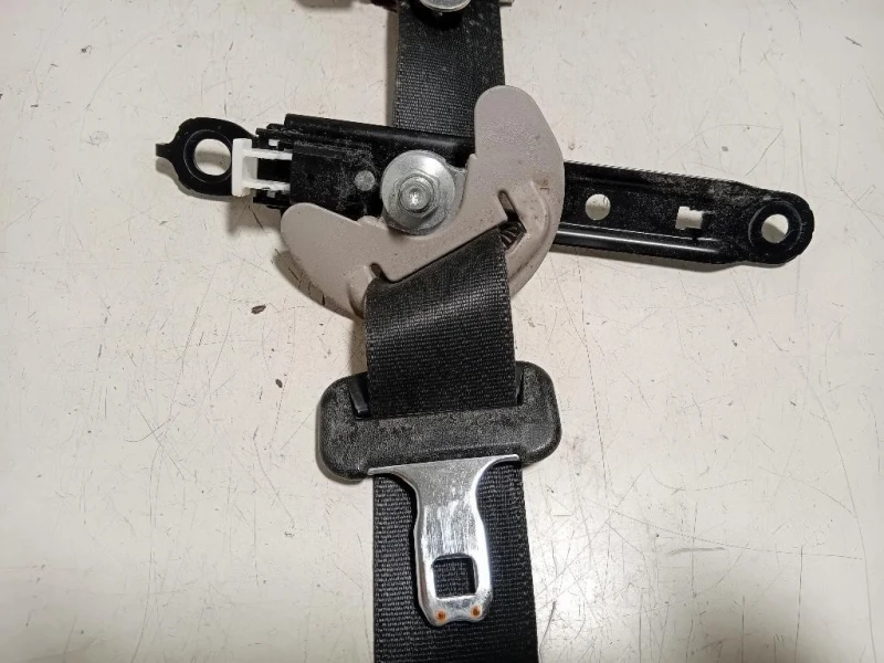 Cintura DI Sicurezza Sedile ANT SX J090331 Toyota Prius II 2012