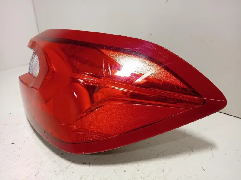 Fanale EST POST DX H1BB13404BH Ford Fiesta VII 2017
