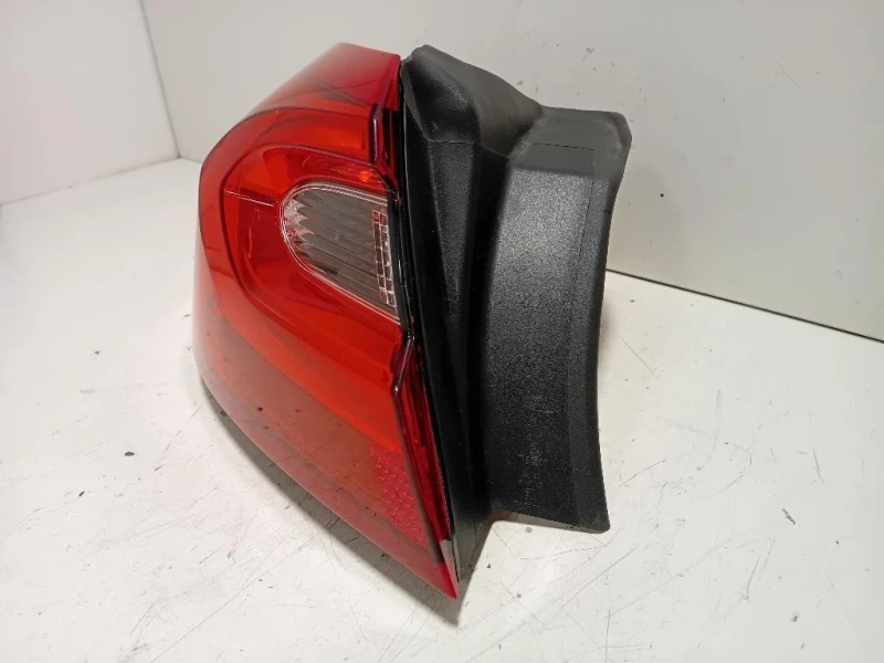 Fanale EST POST SX H1BB13405BH Ford Fiesta VII 2017