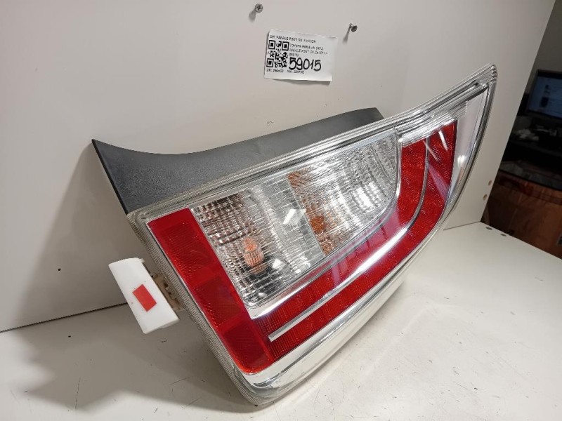 Fanale POST DX FANALE POST DX Toyota Prius II 2012