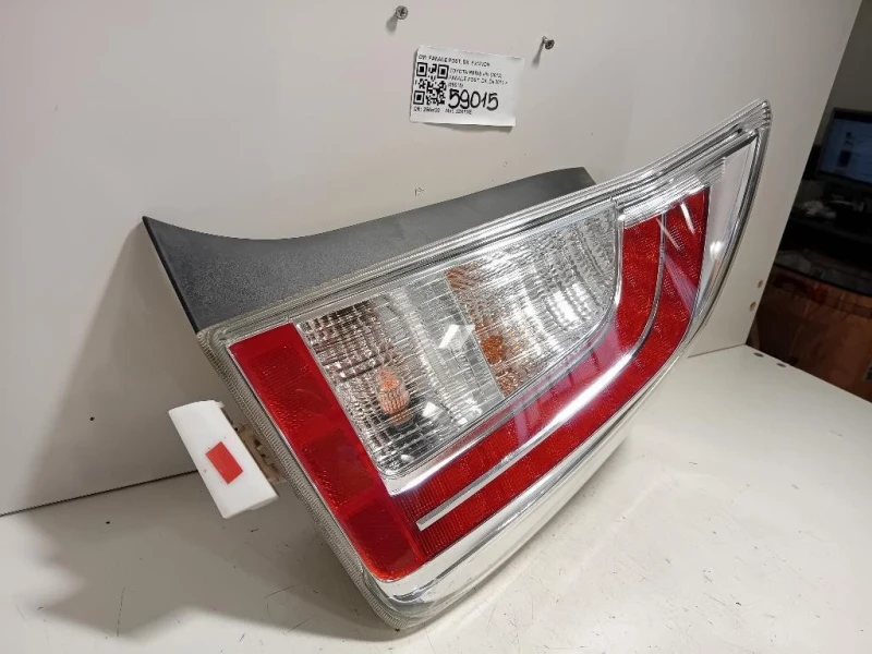 Fanale POST DX FANALE POST DX Toyota Prius II 2012
