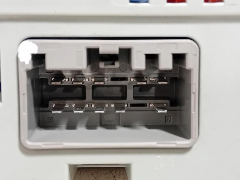 Centralina Scatola Fusibili CPLA14Q073AA Land Rover Discovery V Sport 2015