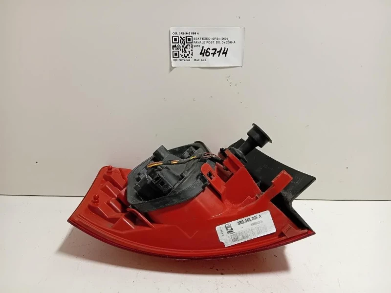 Fanale POST DX 3R9 945 096 A Seat EXEO 3R2 2009