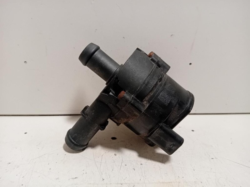 Pompa Acqua A0005000686 Mercedes Classe A W176 2013