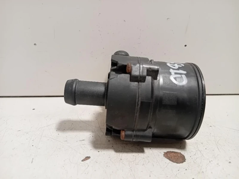 Pompa Acqua A0005000686 Mercedes Classe A W176 2013
