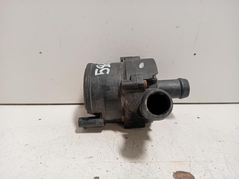 Pompa Acqua A0005000686 Mercedes Classe A W176 2013